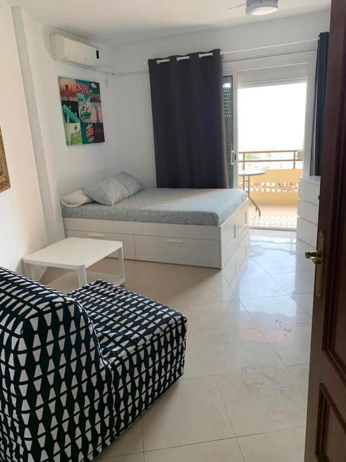 Apartment In Torremolinos Close To Beach Extérieur photo