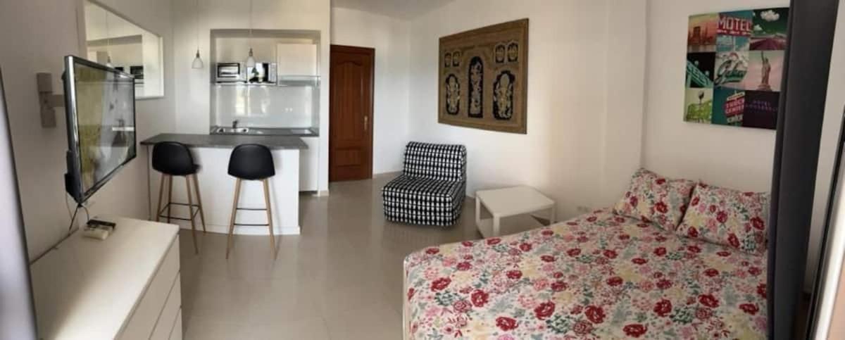 Apartment In Torremolinos Close To Beach Extérieur photo